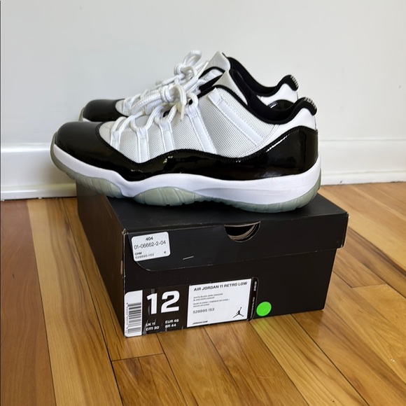Nike Other - nike air jordan 11 retro low